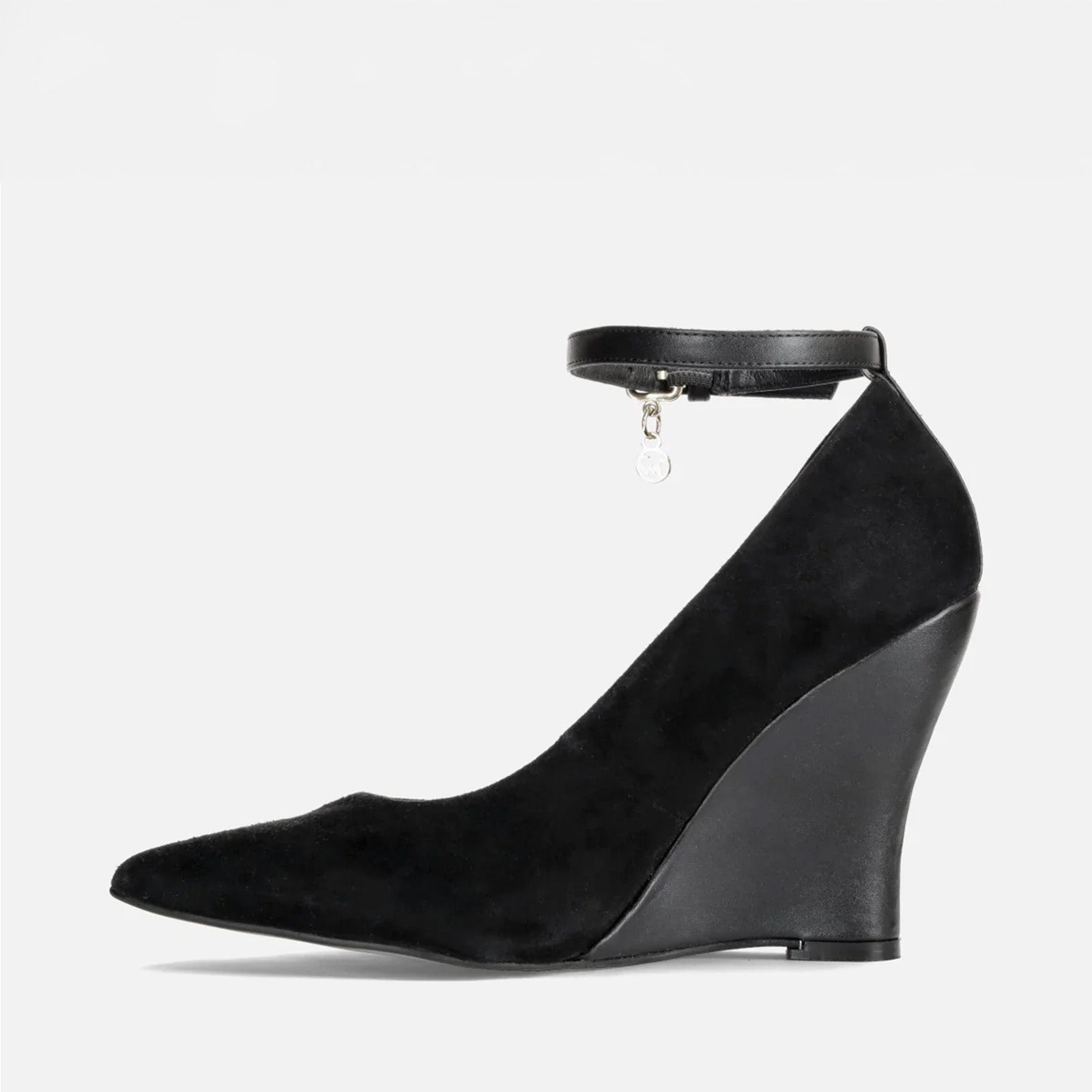 Calzado para dama Zapatilla LISBOA7 | 679401