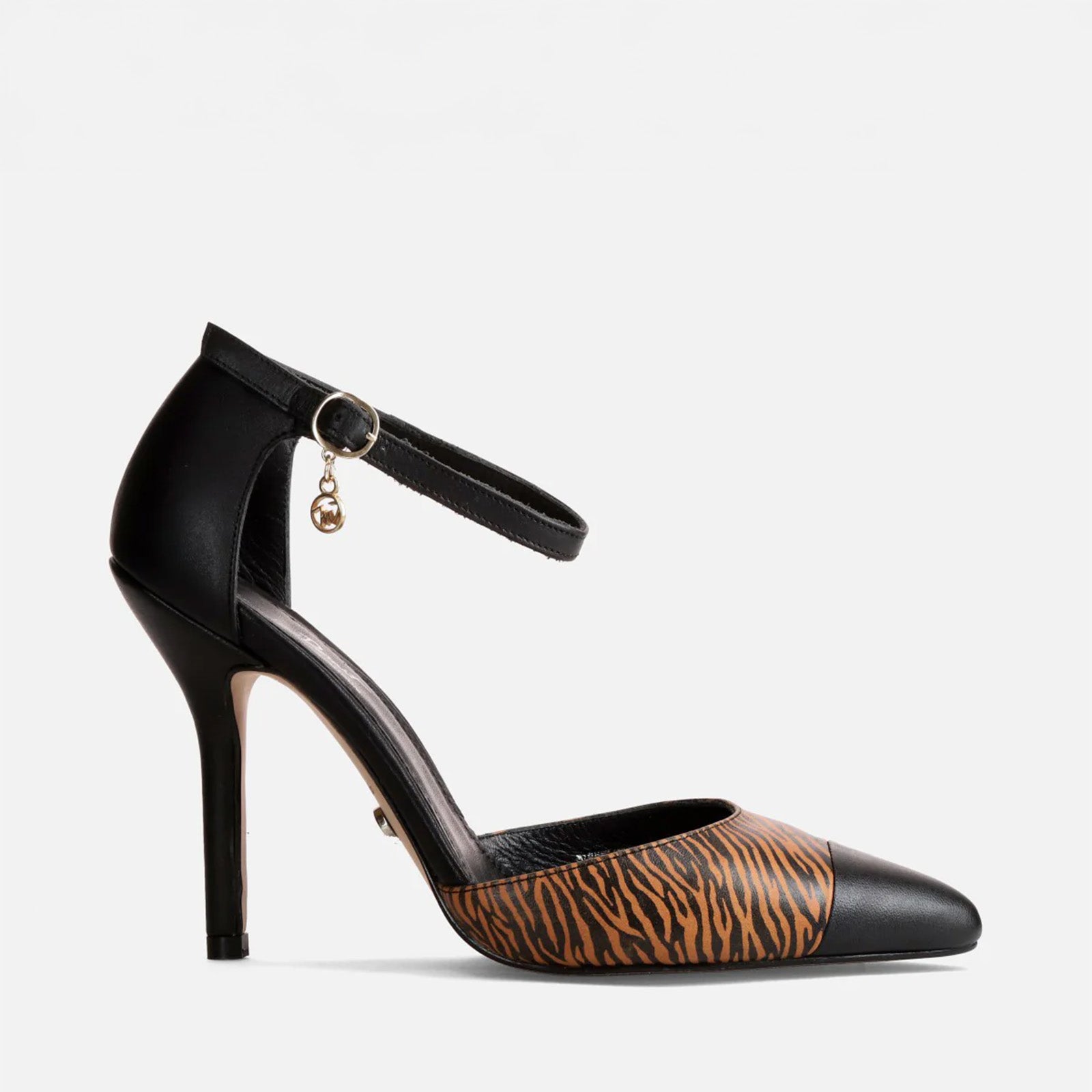 Calzado para dama Zapatilla BAKU3 | 452V02